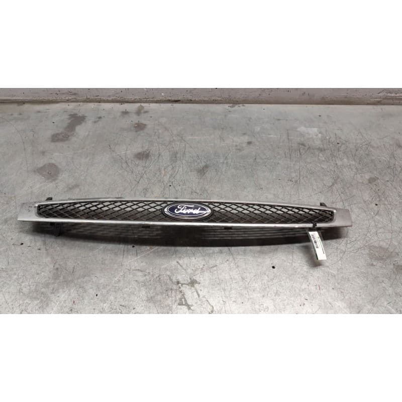 Recambio de rejilla delantera central para ford fiesta (cbk) ambiente referencia OEM IAM - Rojo