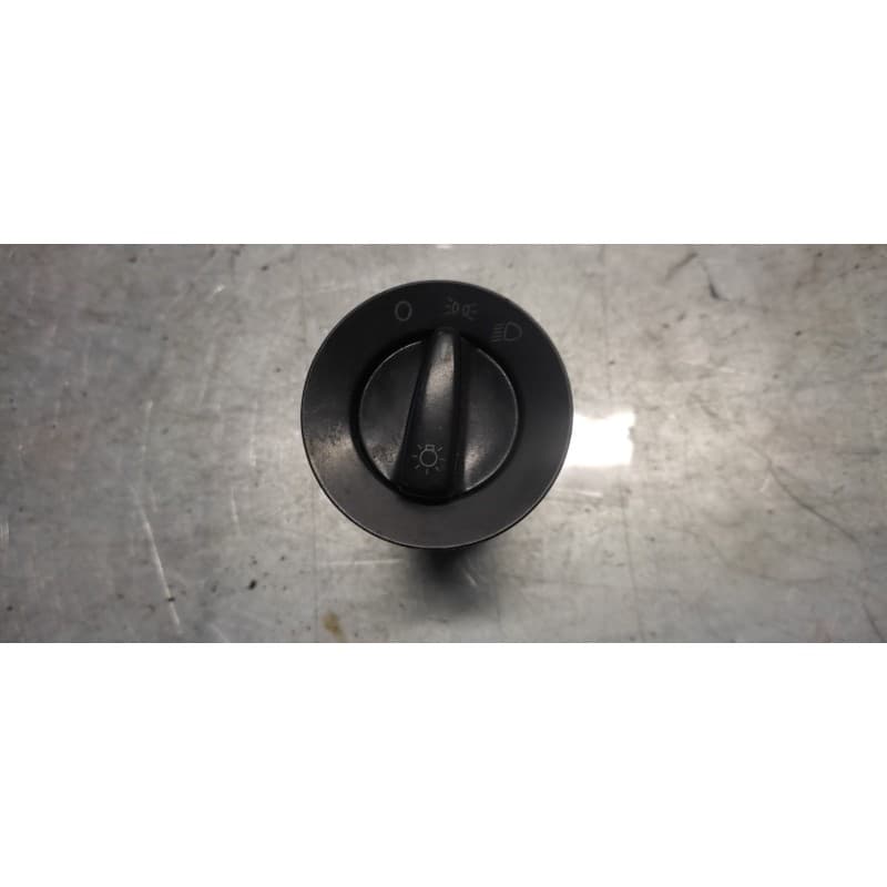 Recambio de mando luces para volkswagen polo berlina (6n2) 1.4 tdi referencia OEM IAM