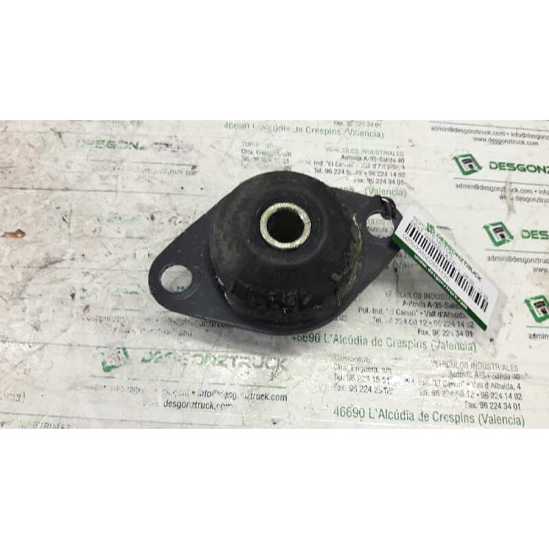 Recambio de soporte motor para seat marbella ce referencia OEM IAM  CENTRO - Blanco