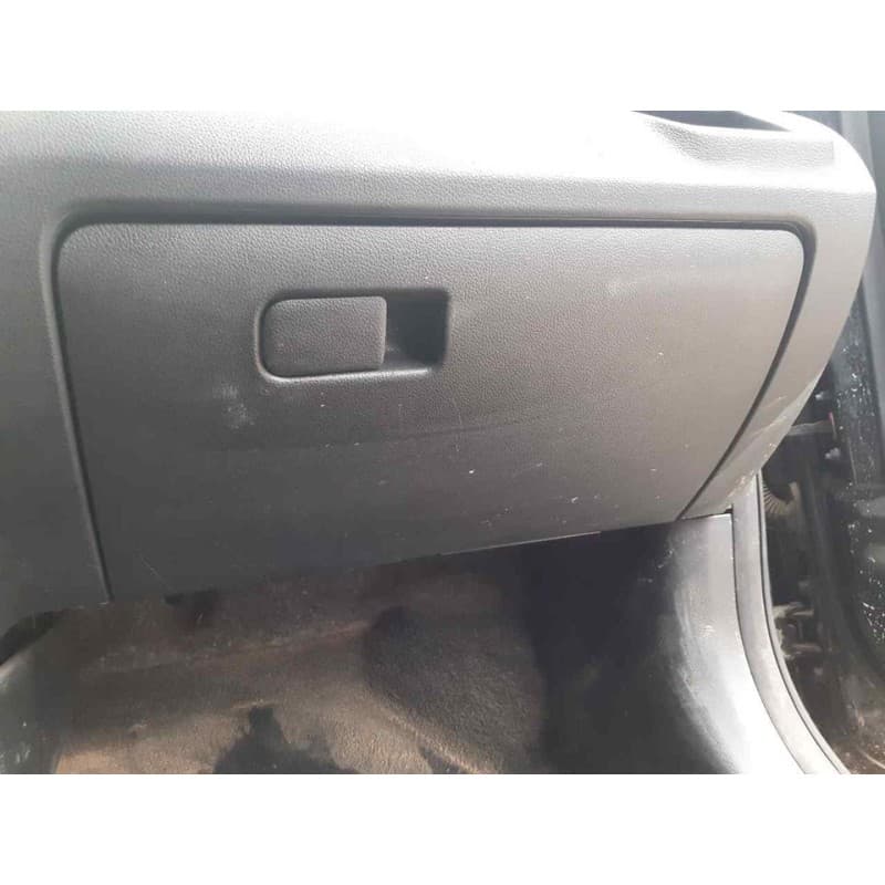 Recambio de guantera para ssangyong tivoli limited 4x2 referencia OEM IAM 2
