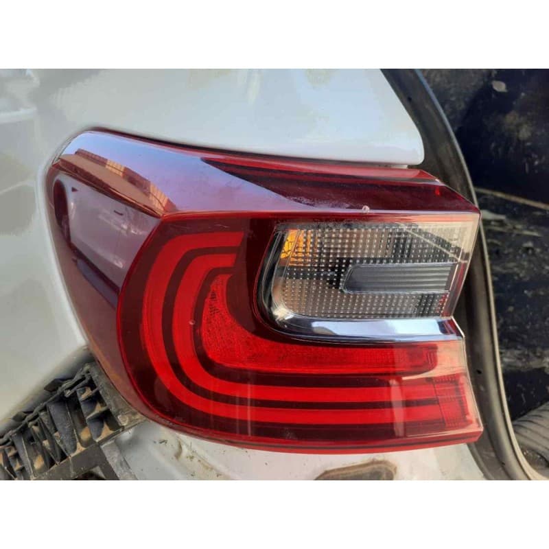 Recambio de piloto trasero izquierdo para kia ceed concept referencia OEM IAM - Blanco