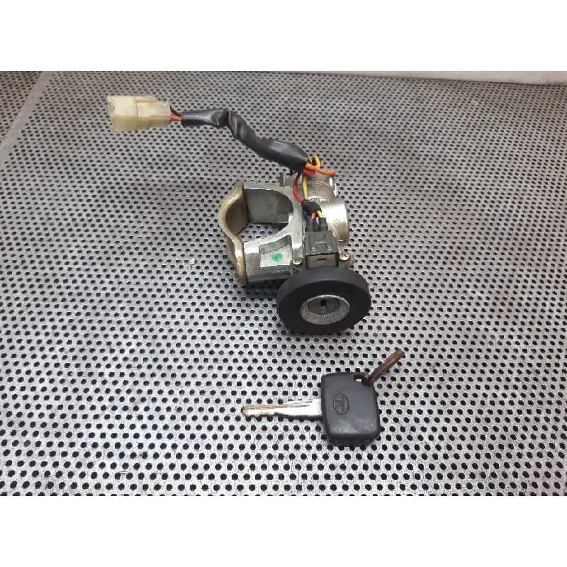 Recambio de antirrobo / llave contacto para tata safari 1.9 d referencia OEM IAM - Verde 3