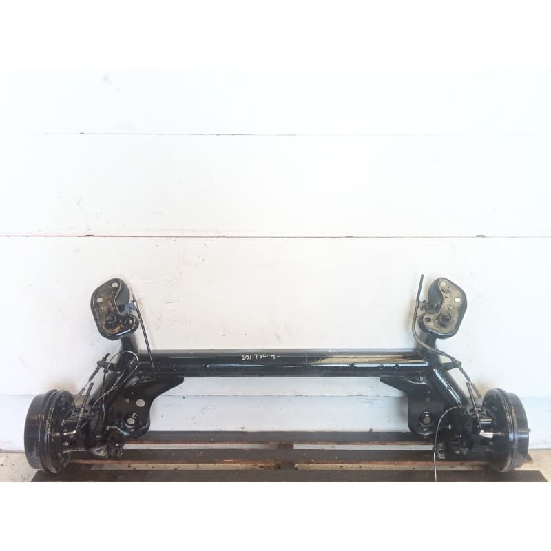 Recambio de puente trasero para ford ecosport 1.0 ecoboost referencia OEM IAM - Blanco