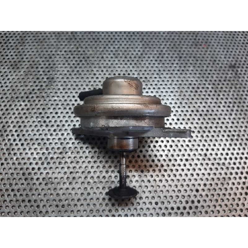 Recambio de valvula egr para opel vectra b berlina básico referencia OEM IAM 2