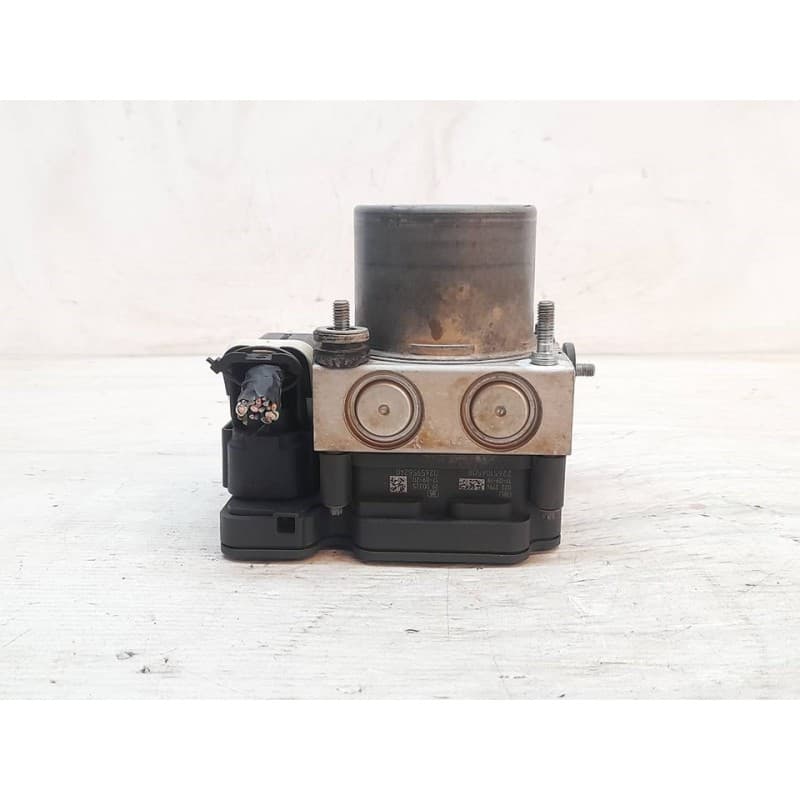 Recambio de abs para citroën c3 feel referencia OEM IAM 9826051380 4