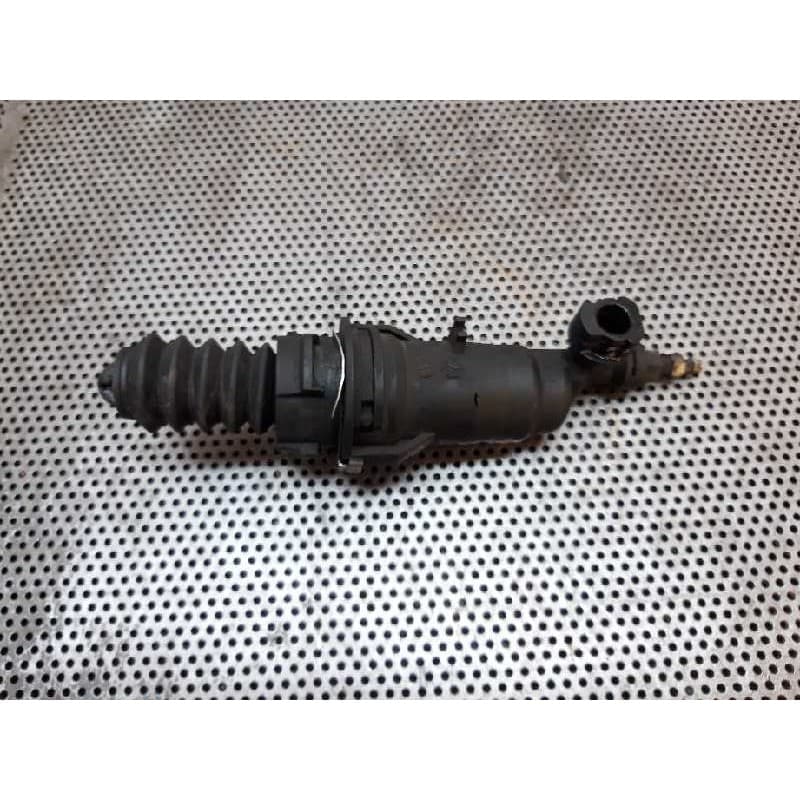 Recambio de bombin embrague para peugeot 807 sr pack referencia OEM IAM - Blanco