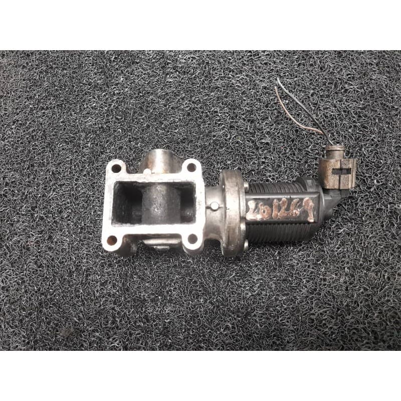 Recambio de valvula egr para opel vectra c berlina gts referencia OEM IAM 5519 - Azul 4