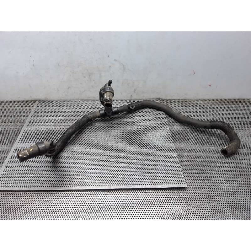 Recambio de tubo para dacia sandero stepway referencia OEM IAM 924105931R