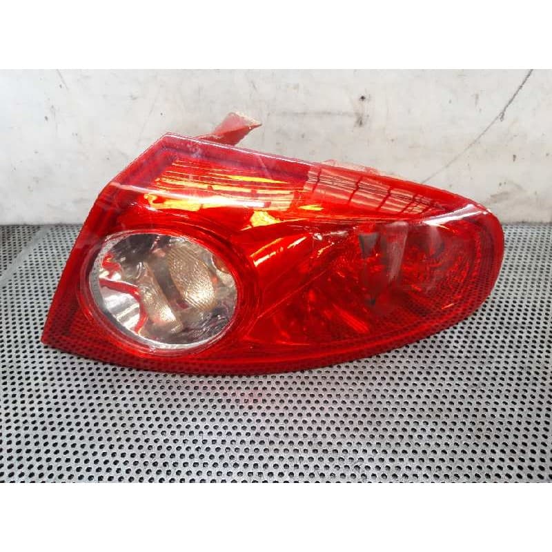 Recambio de piloto trasero derecho para daewoo lacetti cdx referencia OEM IAM - Verde