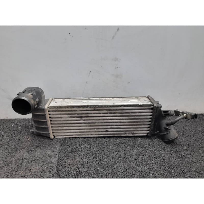 Recambio de intercooler para peugeot 807 sr pack referencia OEM IAM 1489396080 - Blanco