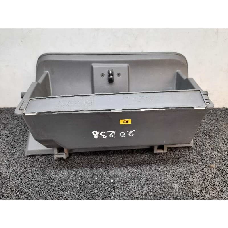 Recambio de guantera para daewoo lanos se referencia OEM IAM - Blanco 2