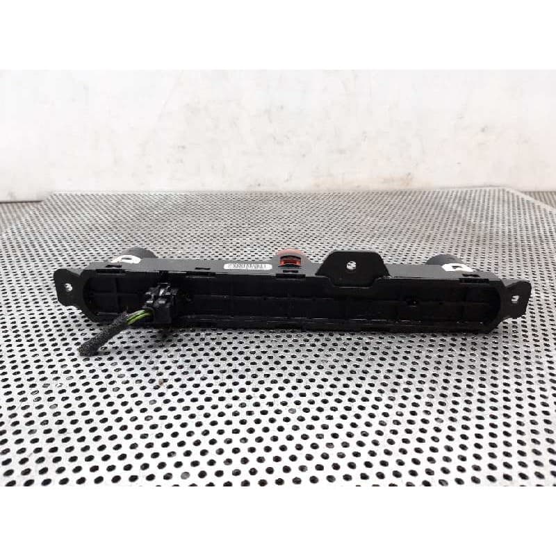Recambio de warning para fiat nuova 500 (150) lounge referencia OEM IAM 735451108 - Rojo 3
