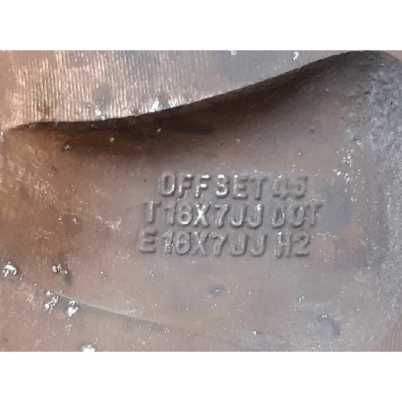 Recambio de llanta para kia sorento 2.5 crdi ex referencia OEM IAM E16X7JJH2 2