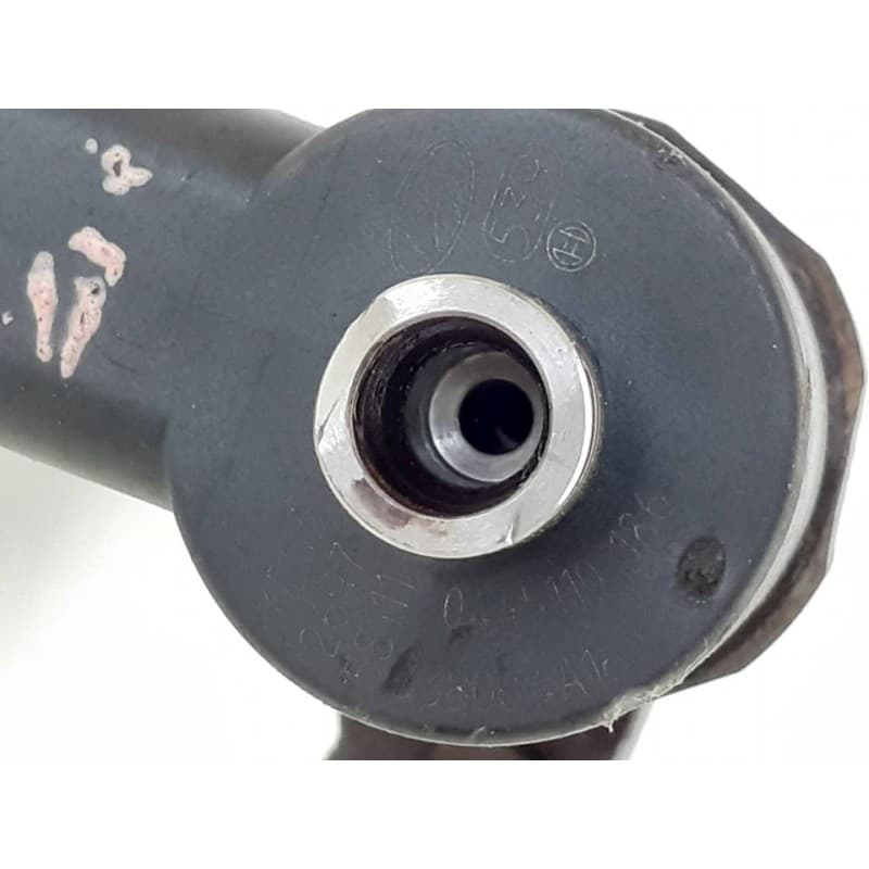 Recambio de inyector para kia sorento 2.5 crdi ex referencia OEM IAM 0445110186 2