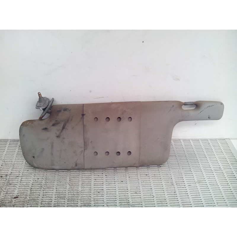Recambio de parasol izquierdo para audi 80/90 (893) 1.9 t.d referencia OEM IAM - Verde