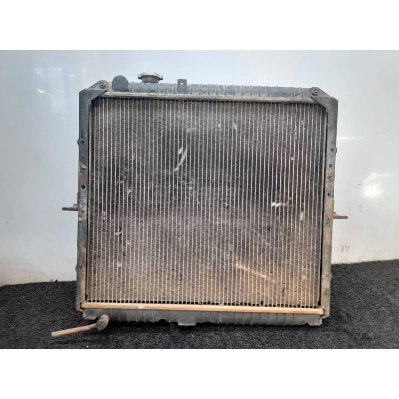 Recambio de radiador agua para kia frontier referencia OEM IAM - Blanco 2