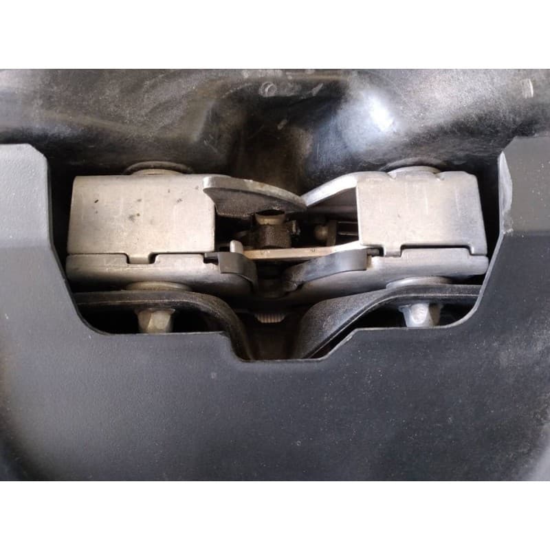 Recambio de cerradura capo para skoda fabia ambition plus referencia OEM IAM - Blanco