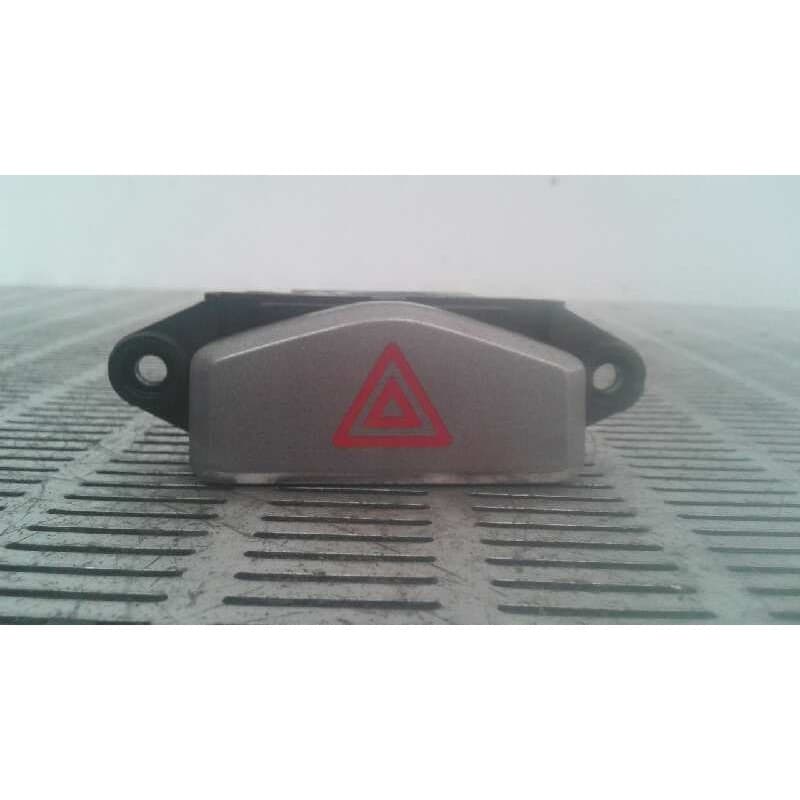 Recambio de warning para kia carens 2.0 turbodiesel cat referencia OEM IAM - Gris