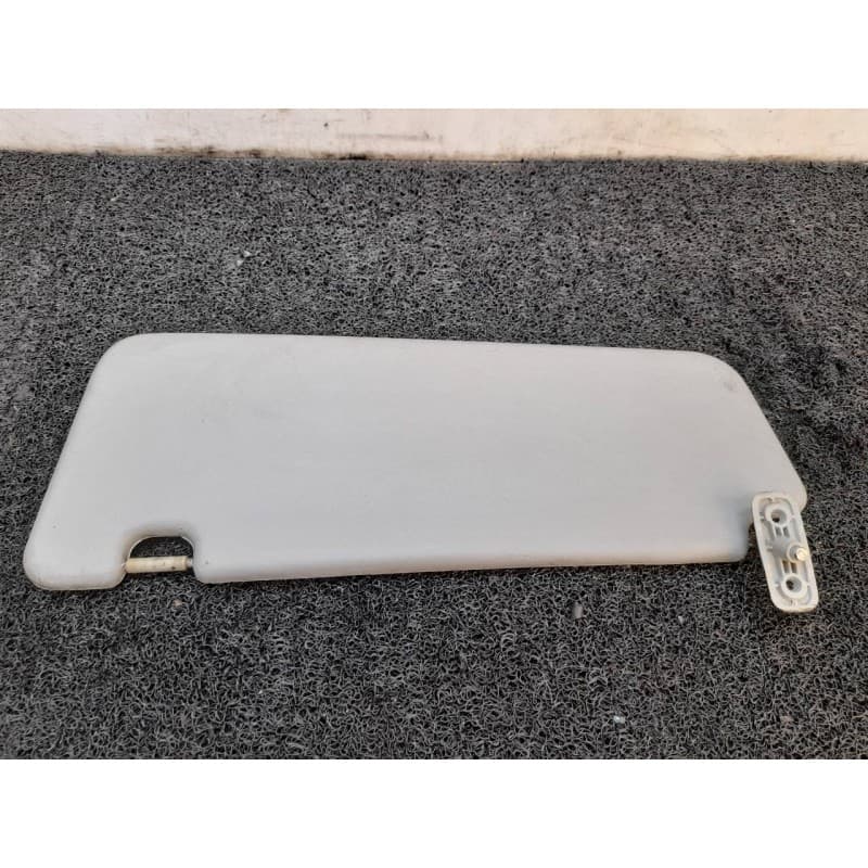 Recambio de parasol derecho para kia frontier referencia OEM IAM - Blanco 2