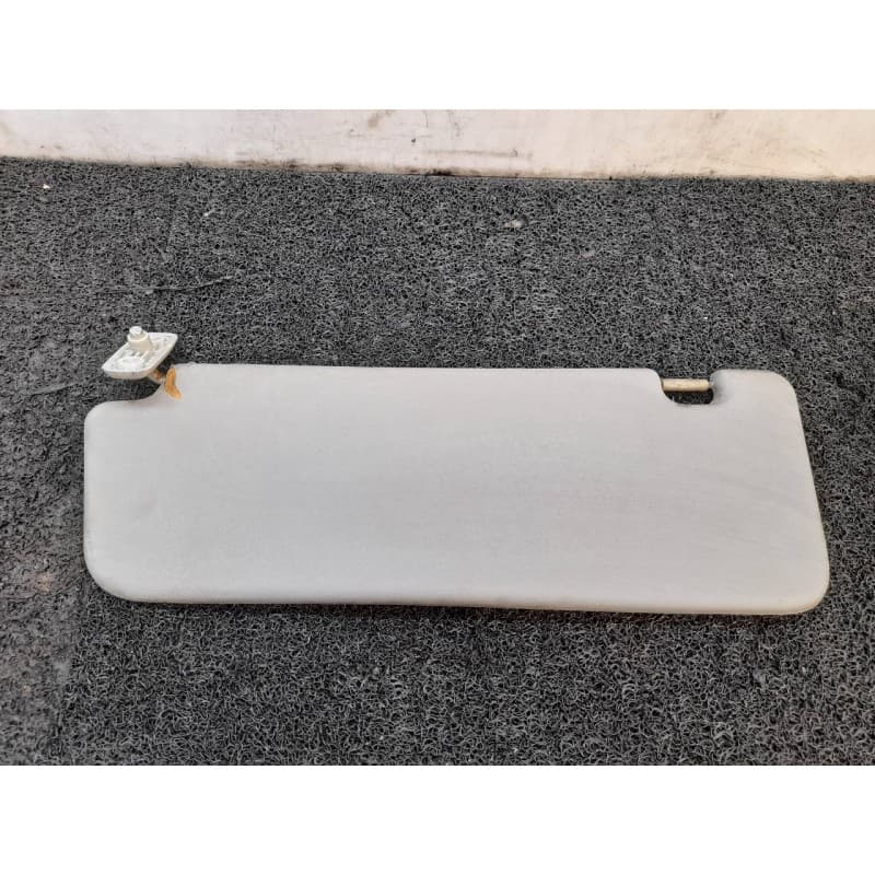 Recambio de parasol izquierdo para kia frontier referencia OEM IAM - Blanco