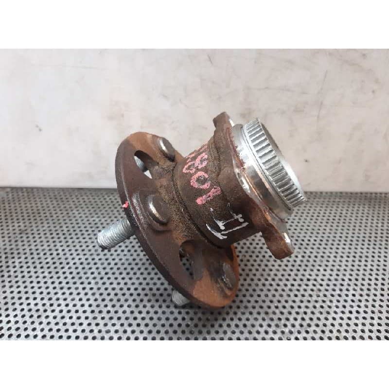 Recambio de buje para kia rio 1.2 cat referencia OEM IAM - Negro 4