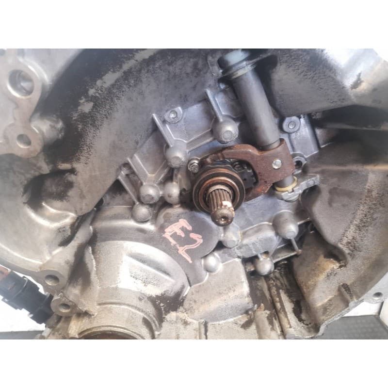 Recambio de caja cambios para tata indica 1.4i referencia OEM IAM 211PZW49623 2