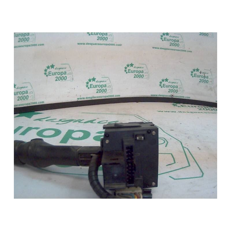 Recambio de mando limpia para fiat tipo (160) referencia OEM IAM A223 - Blanco 2
