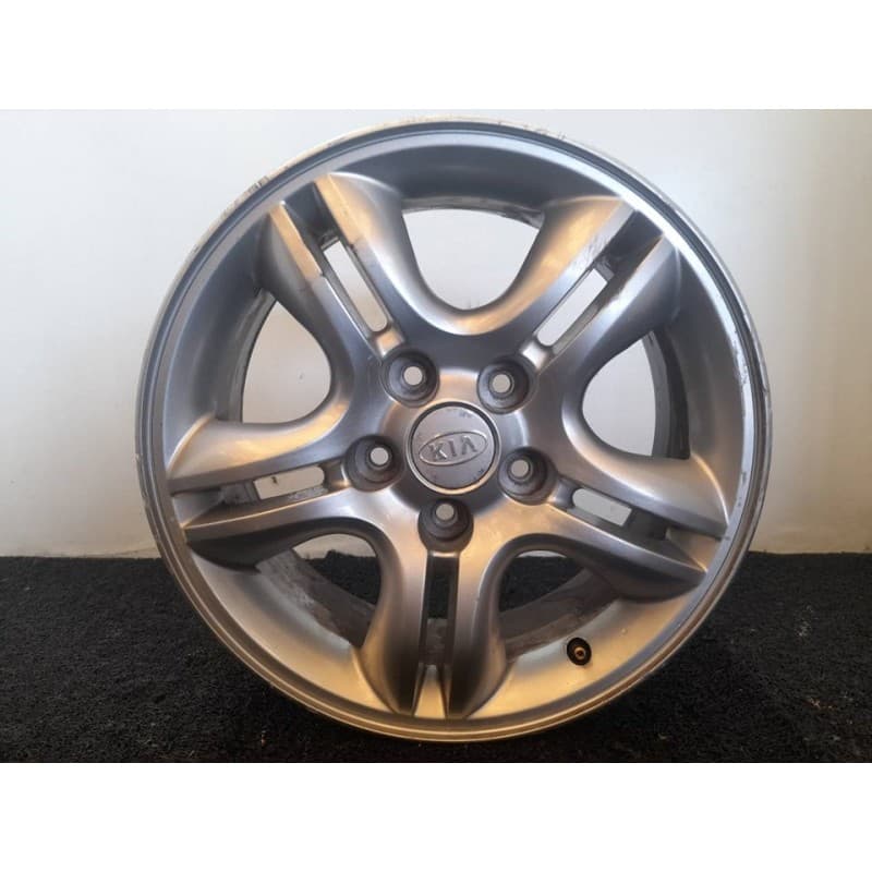 Recambio de llanta para kia sportage active 4x4 referencia OEM IAM E6 1/2JX16 - Negro