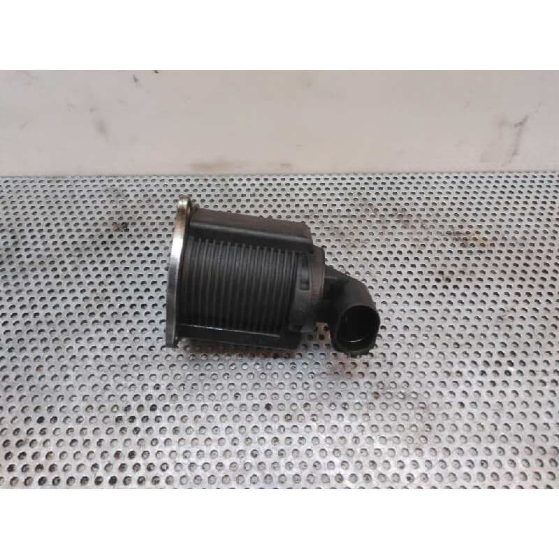 Recambio de valvula egr para opel corsa c cosmo referencia OEM IAM 500240070 - Blanco