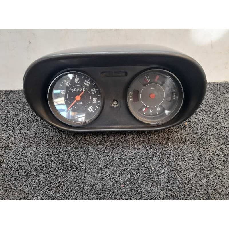 Recambio de cuadro instrumentos para seat 127 referencia OEM IAM - Rojo