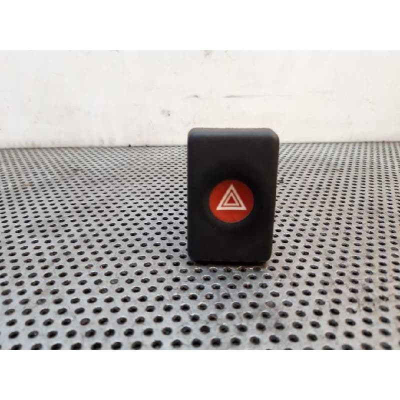 Recambio de warning para dacia logan ambiance referencia OEM IAM