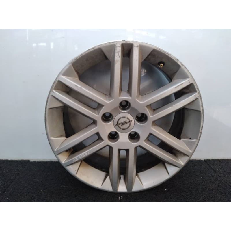 Recambio de llanta para opel astra gtc cosmo referencia OEM IAM 7JX17H2