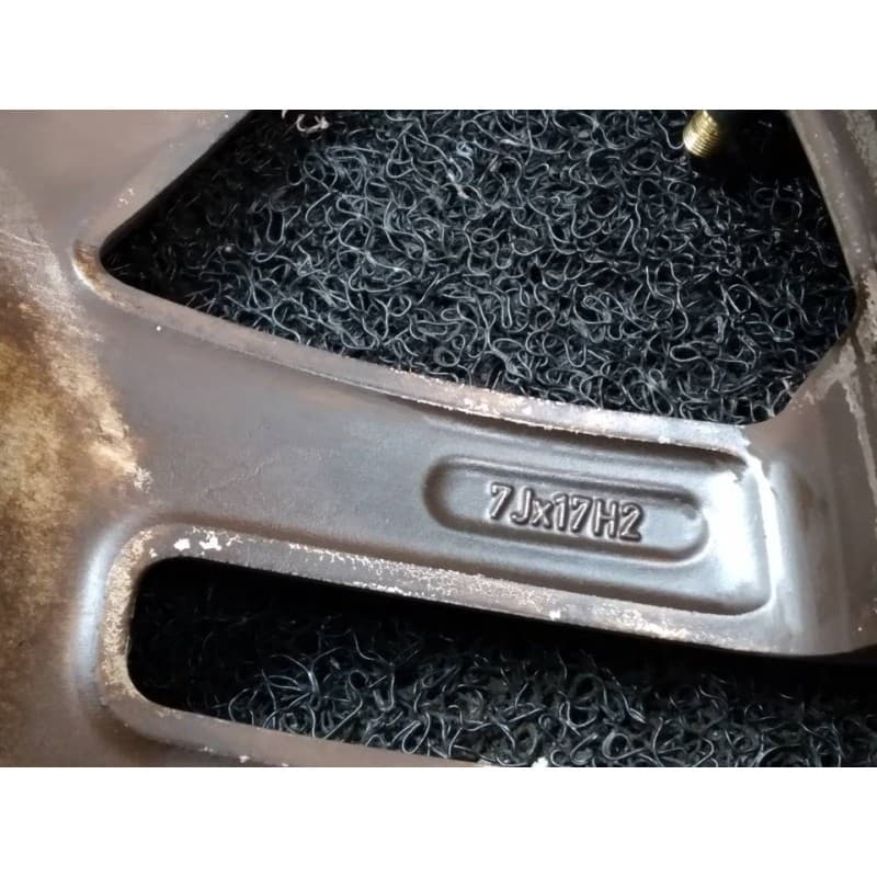Recambio de llanta para opel astra gtc cosmo referencia OEM IAM 7JX17H2 2