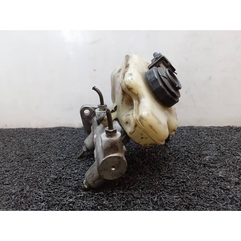 Recambio de bomba freno para ford fiesta courier furg. referencia OEM IAM - Blanco 4