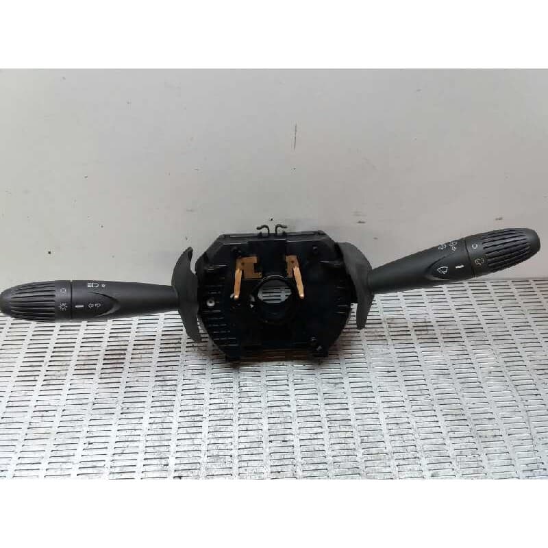 Recambio de mando luces para fiat punto berlina (188) 1.2 cat referencia OEM IAM - Blanco