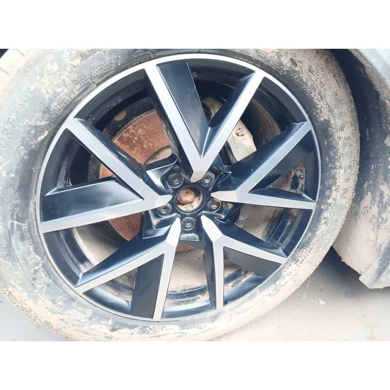 Recambio de llanta para volkswagen touareg premium 4motion referencia OEM IAM - Negro