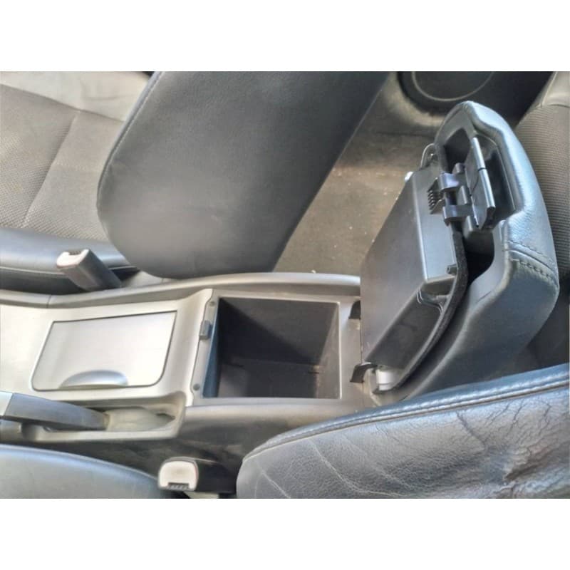 Recambio de apoyabrazos central para chevrolet epica ltx referencia OEM IAM - Gris 4