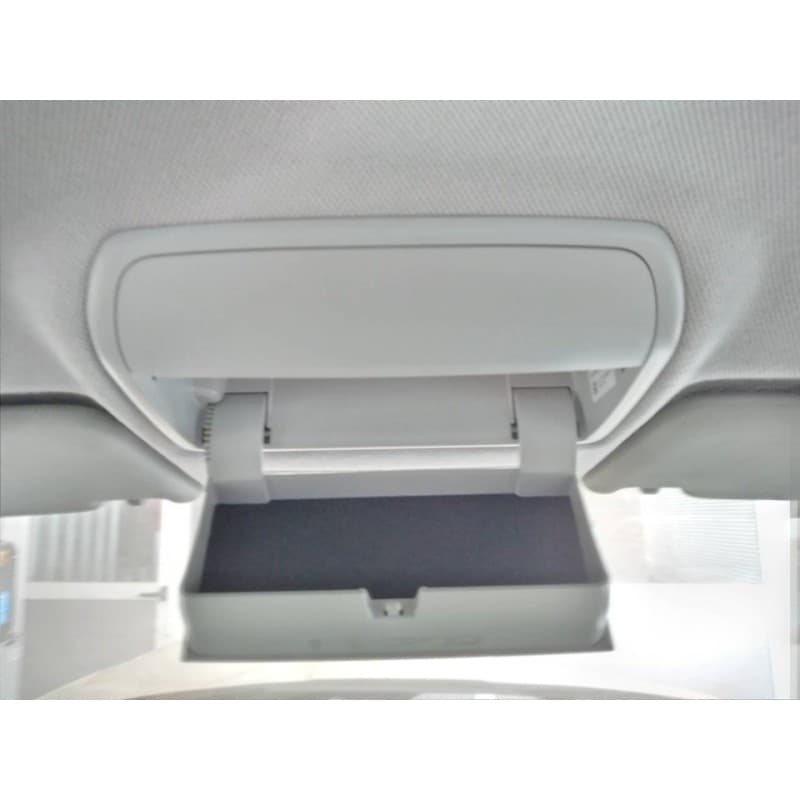 Recambio de guantera para skoda fabia ambition plus referencia OEM IAM - Blanco 2