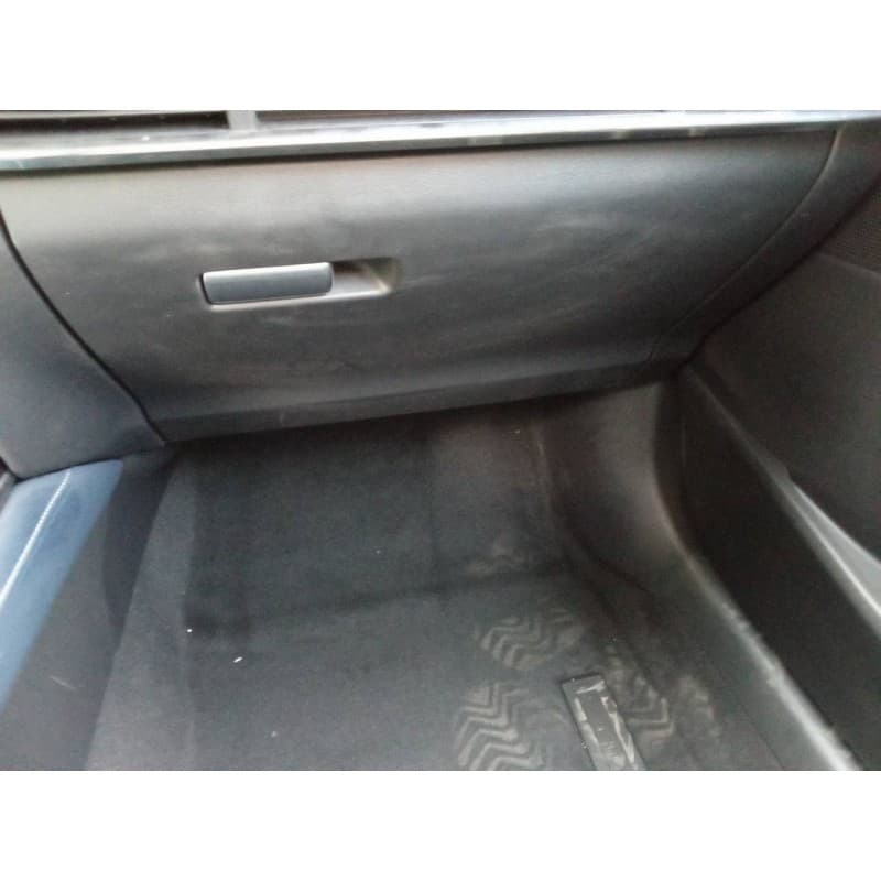 Recambio de guantera para mazda cx-30 selection 2wd referencia OEM IAM