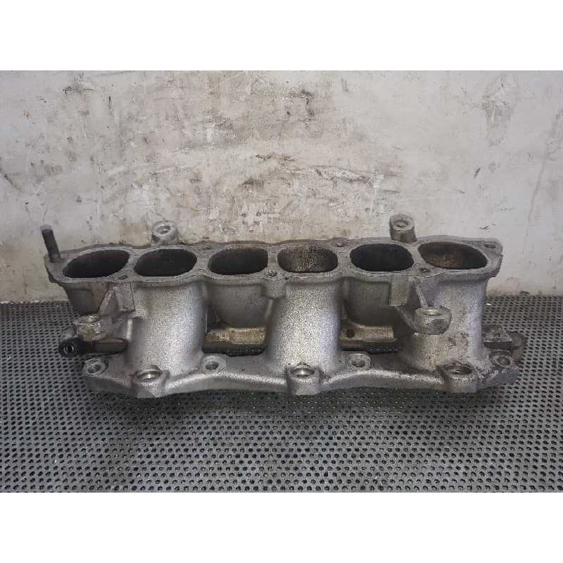 Recambio de rampa inyectora para dodge stealth 3.0 referencia OEM IAM 0521  MIKUNI 4
