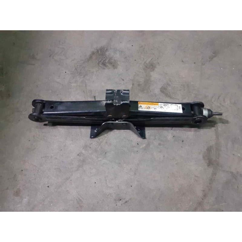 Recambio de gato para mitsubishi asx (ga0w) challenge 2wd referencia OEM IAM - Blanco 3