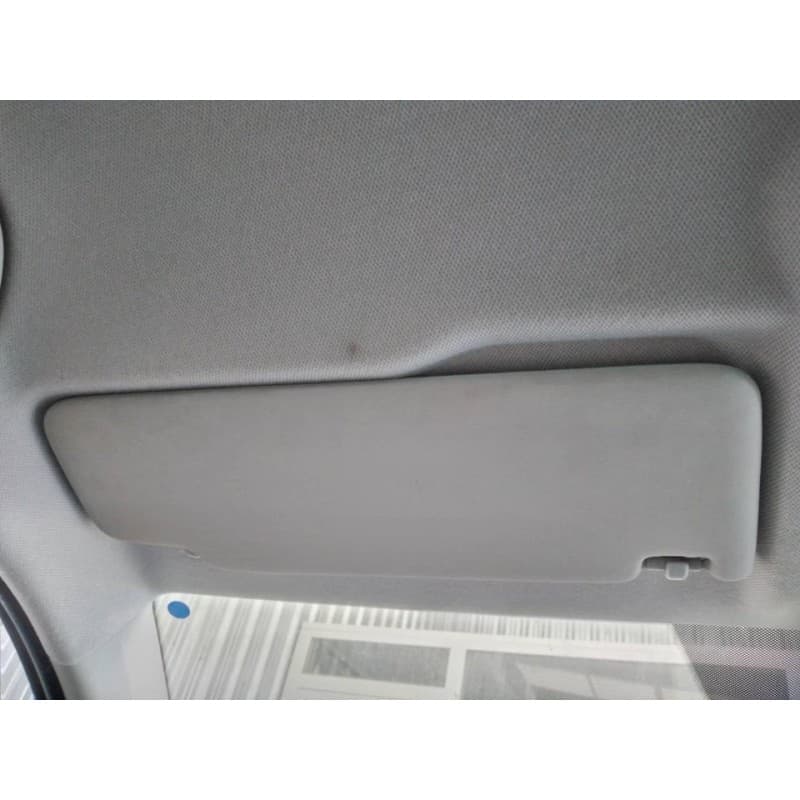 Recambio de parasol izquierdo para skoda fabia ambition plus referencia OEM IAM - Blanco