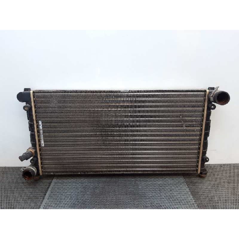 Recambio de radiador agua para seat ibiza gl referencia OEM IAM - Blanco