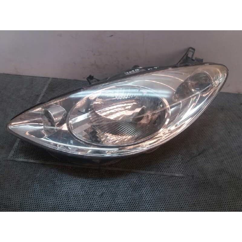 Recambio de faro izquierdo para peugeot 1007 dolce referencia OEM IAM 4