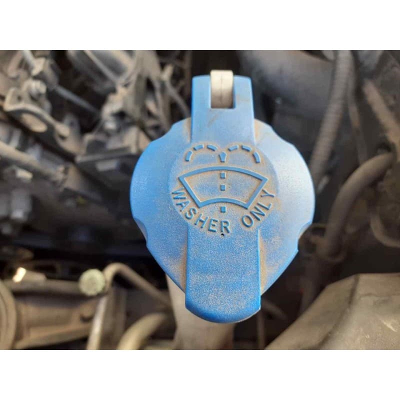Recambio de deposito limpia para kia sportage drive 4x2 referencia OEM IAM - Marrón