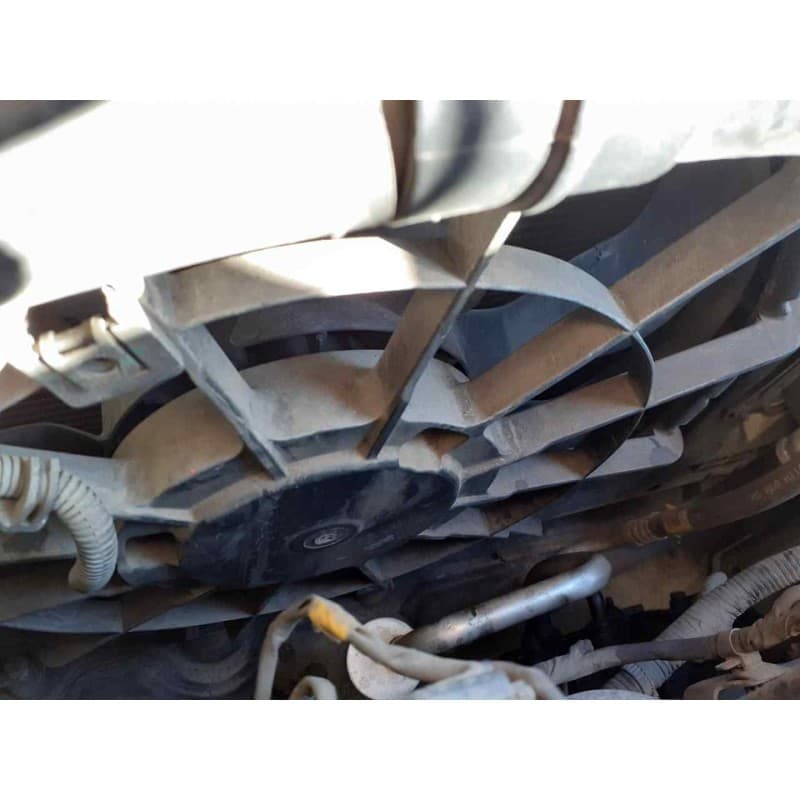 Recambio de electroventilador para kia sportage drive 4x2 referencia OEM IAM 2