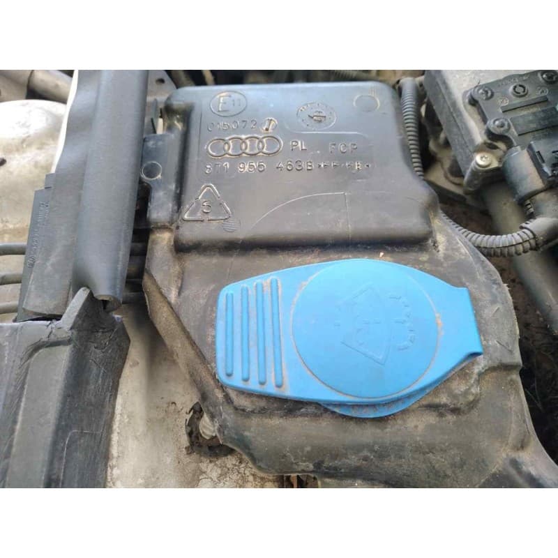 Recambio de deposito limpia para audi a4 ber. (b8) e referencia OEM IAM 8T1955463B