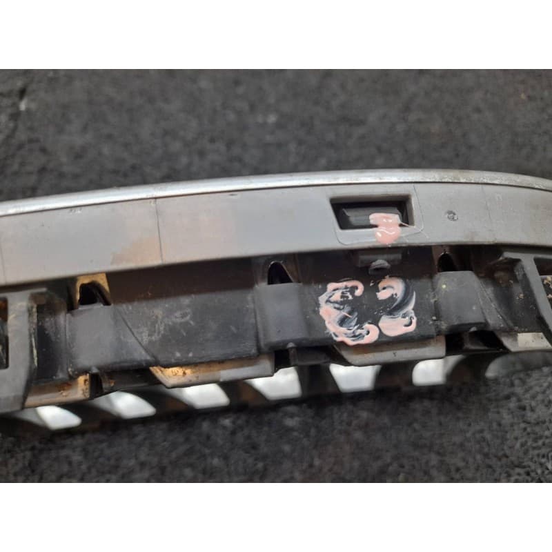 Recambio de rejilla delantera para bmw x1 (e84) sdrive 18d referencia OEM IAM - Negro 2