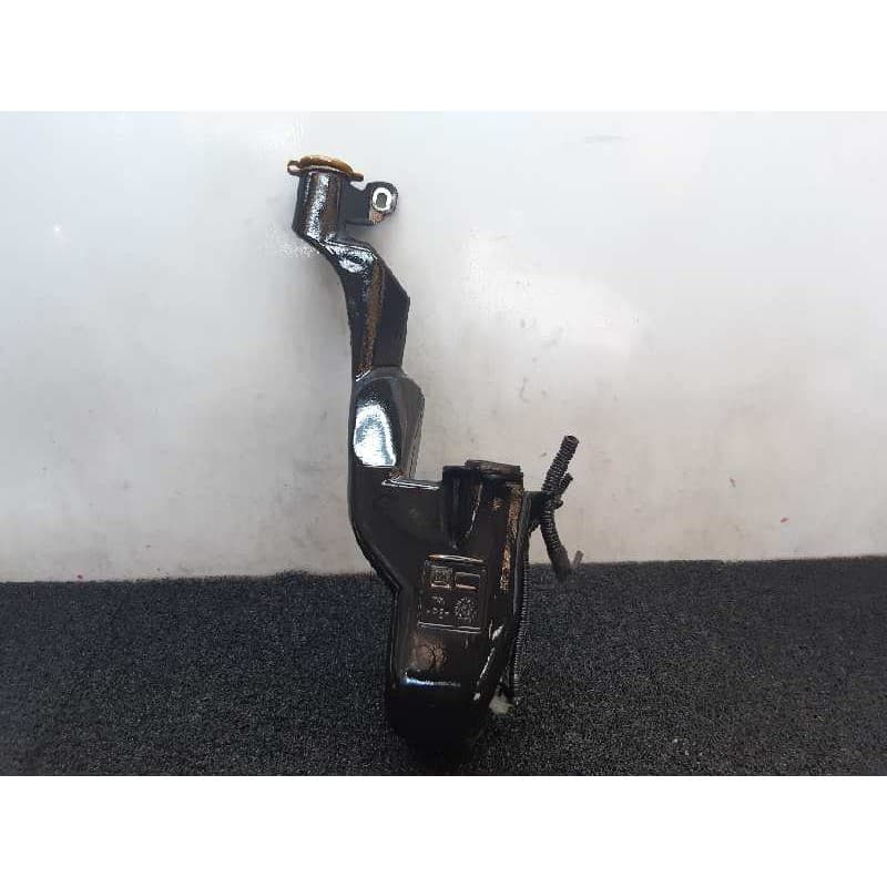Recambio de deposito limpia para opel astra gtc sport referencia OEM IAM - Rojo