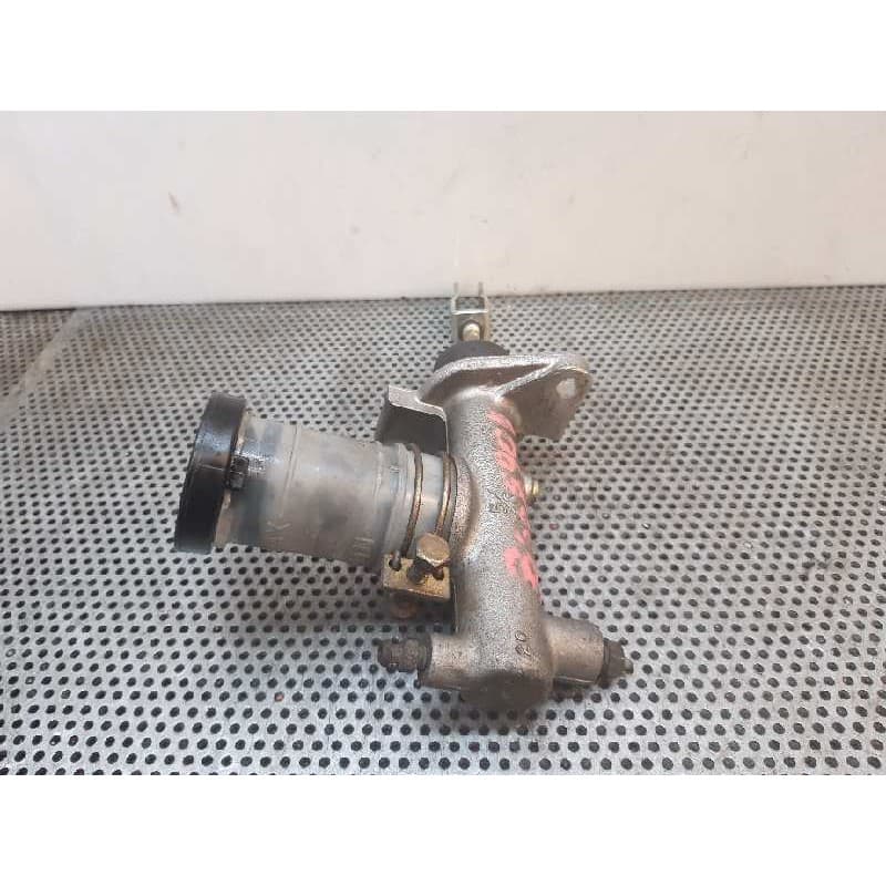 Recambio de bomba embrague para ford maverick (ml) gls referencia OEM IAM 2